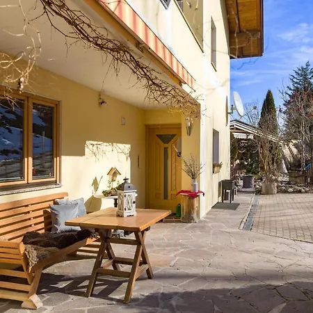 Hanni Apartment *